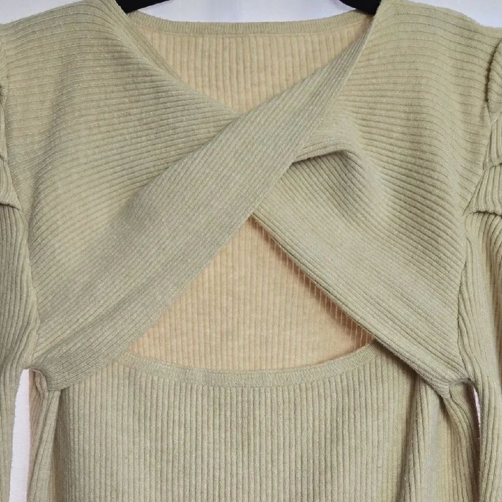 SHEIN Cream Ribbed Knit Top - Picture 5 of 11